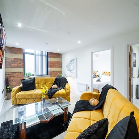 Bv Spacious 1-Bedroom Apartment Close To Town Center - Sleeps 6 Bradford  Eksteriør bilde