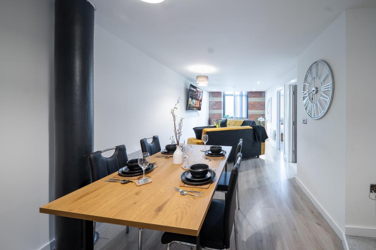Bv Spacious 1-Bedroom Apartment Close To Town Center - Sleeps 6 Bradford  Eksteriør bilde